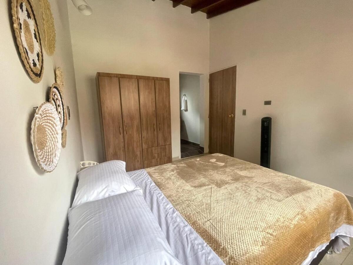 Casa Amplia Y Acogedora En El Corazon De Laureles *