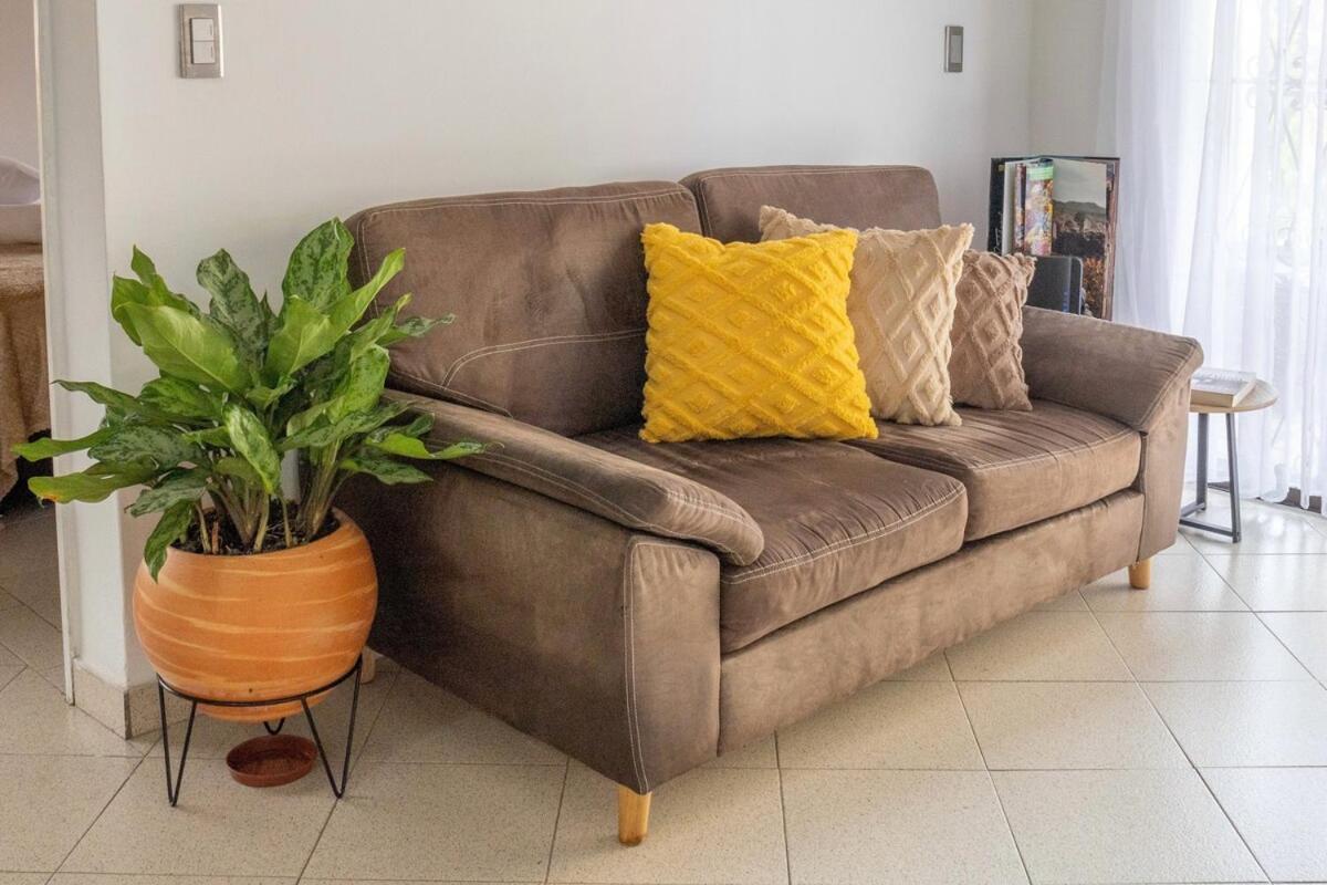 Casa Amplia Y Acogedora En El Corazon De Laureles Holiday home *
