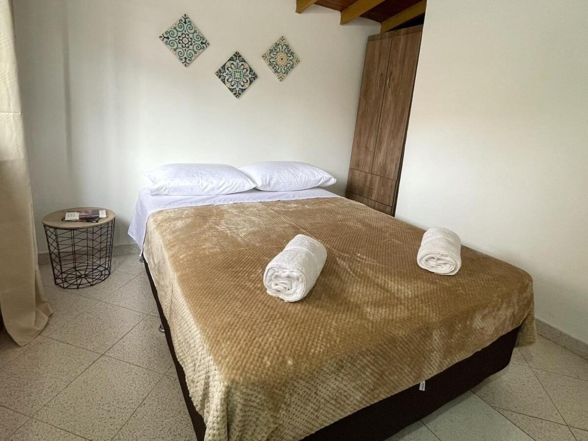 Casa Amplia Y Acogedora En El Corazon De Laureles * Medellin